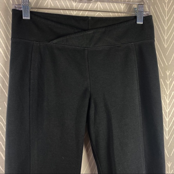 FREE PEOPLE MOVEMENT Turnout Leggings in Black - Picture 2 of 12